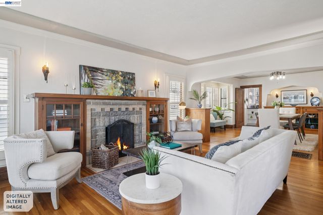 1718 High St, Alameda, CA 94501