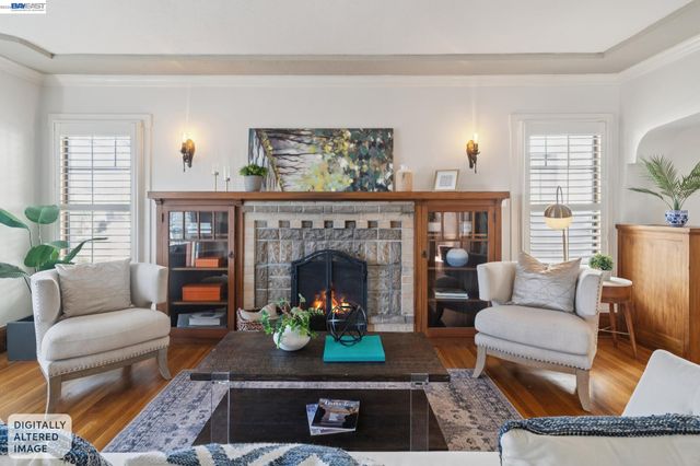 1718 High St, Alameda, CA 94501