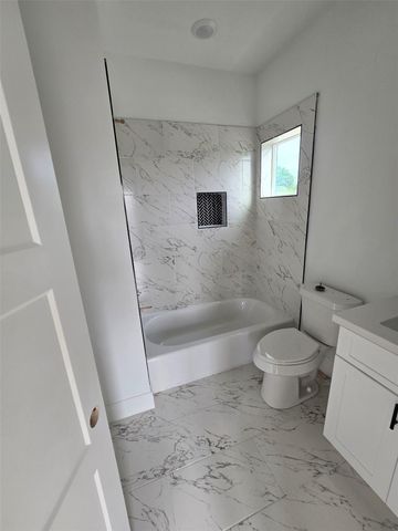 4562 Teton Street A-D, Houston, TX 77051