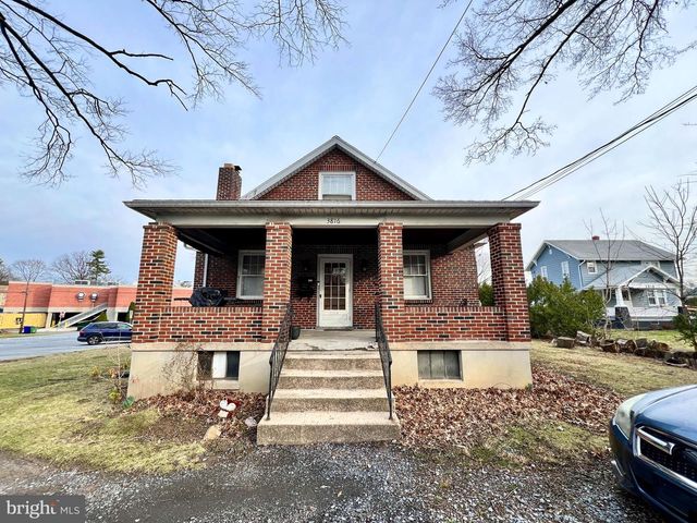 3816 LOCUST LN, Harrisburg, PA 17109