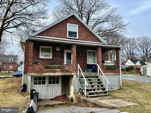 3816 LOCUST LN, Harrisburg, PA 17109