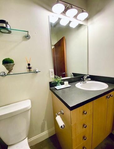 769 N High Street, R304, Columbus, OH 43215