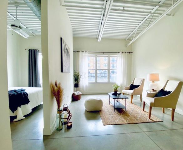 769 N High Street, R304, Columbus, OH 43215