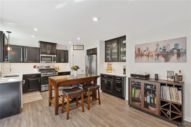 8493 Melo Circle, Clay, NY 13041