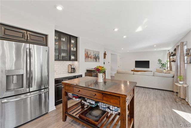 8493 Melo Circle, Clay, NY 13041