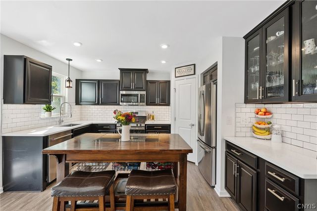 8493 Melo Circle, Clay, NY 13041