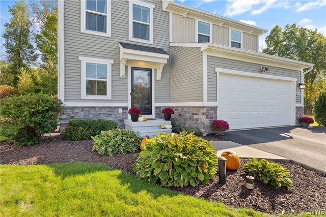 8493 Melo Circle, Clay, NY 13041