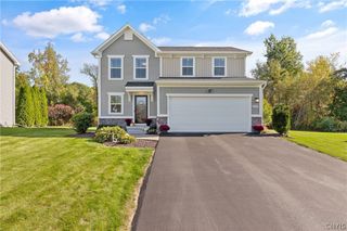 8493 Melo Circle, Clay, NY 13041