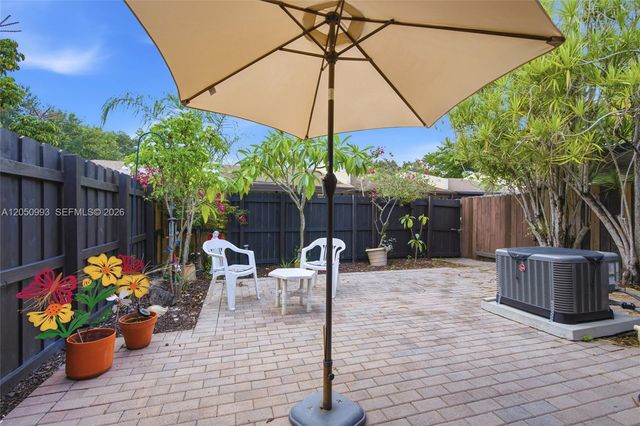 10231 Buttercup Court, Pembroke Pines, FL 33026