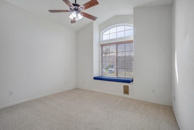 3062 N Filbert Avenue, Fresno, CA 93727