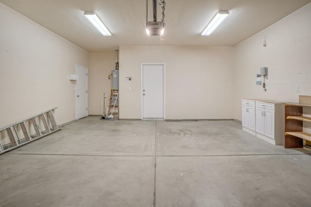 3062 N Filbert Avenue, Fresno, CA 93727