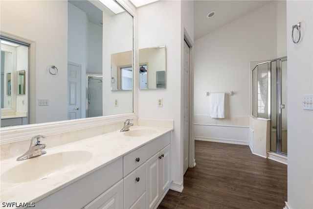 360 Pindo Palm DR, Naples, FL 34104