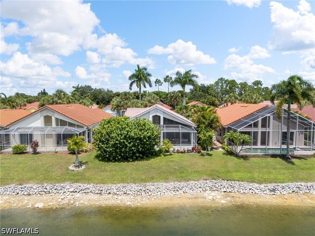 360 Pindo Palm DR, Naples, FL 34104