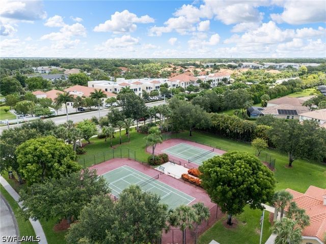 360 Pindo Palm DR, Naples, FL 34104
