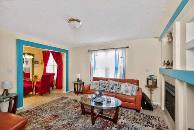 2700 Green Valley Court, Lexington, KY 40511