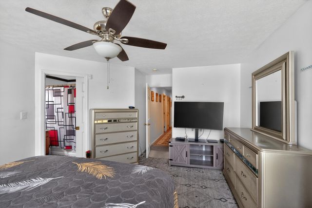 2700 Green Valley Court, Lexington, KY 40511