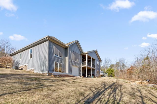 280 Pine Ridge Drive, Signal Mountain, TN 37377
