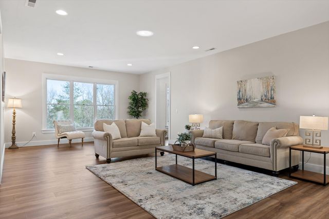 280 Pine Ridge Drive, Signal Mountain, TN 37377