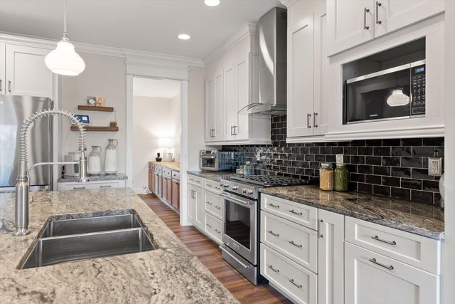 280 Pine Ridge Drive, Signal Mountain, TN 37377