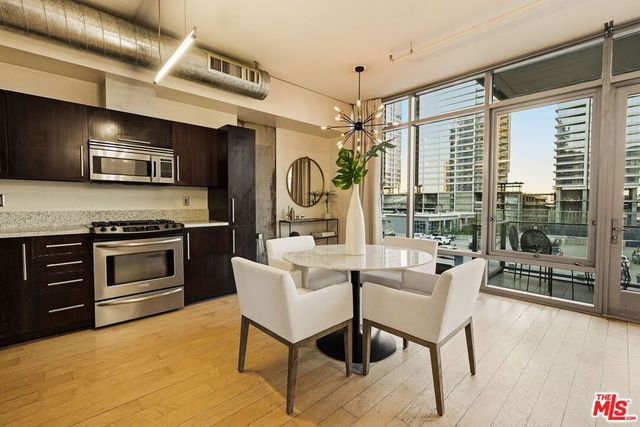 1100 S Hope Street 814, Los Angeles, CA 90015