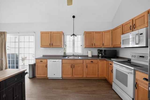 79 Emerald Dr, Lynn, MA 01904