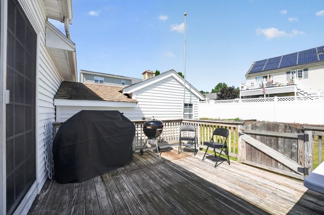 79 Emerald Dr, Lynn, MA 01904