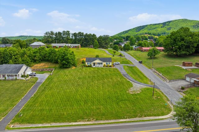 19 Cook AVE, Roanoke, VA 24019