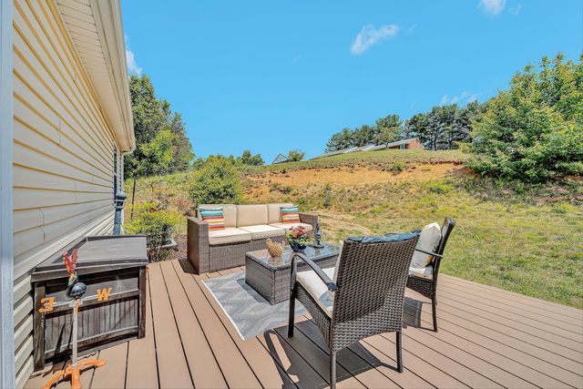 19 Cook AVE, Roanoke, VA 24019