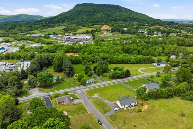 19 Cook AVE, Roanoke, VA 24019