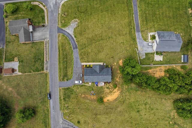 19 Cook AVE, Roanoke, VA 24019