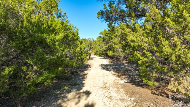 1515 OLD BOERNE RD, Bulverde, TX 78163