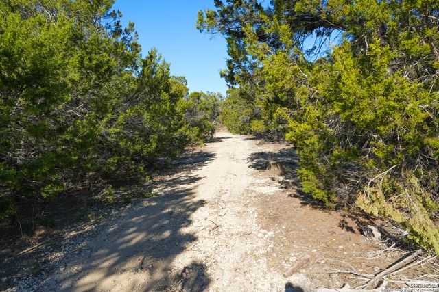 1515 OLD BOERNE RD, Bulverde, TX 78163