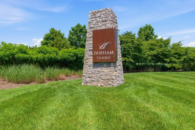 842 Nightingale Ave, Hendersonville, TN 37075