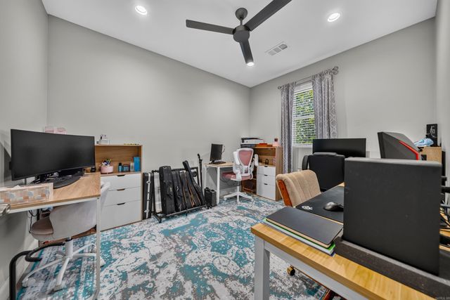 324 Coachlight Road, Hot Springs, AR 71913