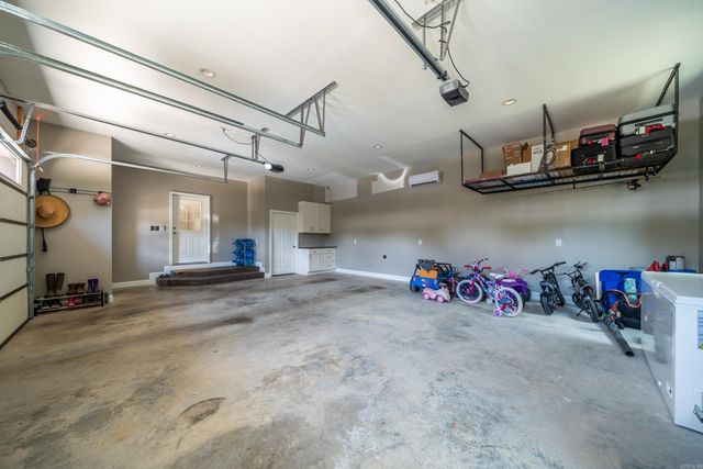 324 Coachlight Road, Hot Springs, AR 71913