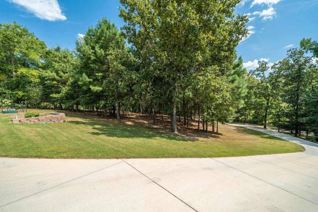 324 Coachlight Road, Hot Springs, AR 71913