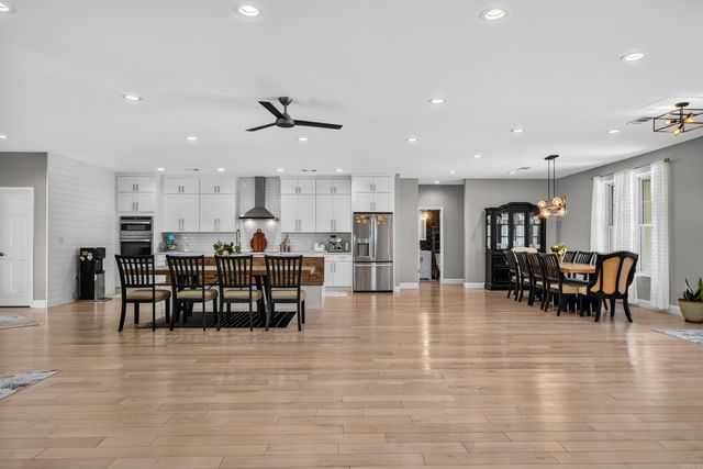 324 Coachlight Road, Hot Springs, AR 71913