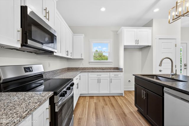 171 Locust Drive, D'iberville, MS 39540
