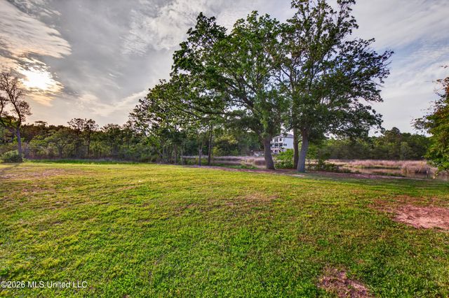 171 Locust Drive, D'iberville, MS 39540