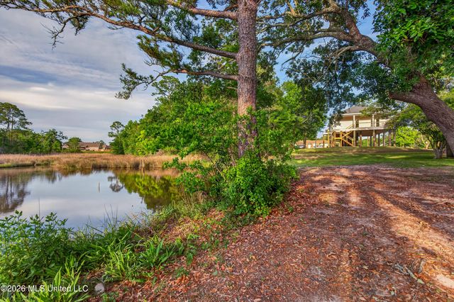 171 Locust Drive, D'iberville, MS 39540