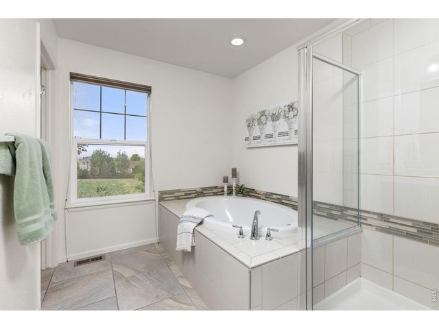 2750 S Muscovey Ln, Johnstown, CO 80534