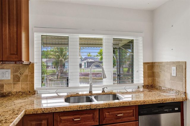 2324 NW 107th Ter, Sunrise, FL 33322