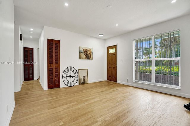 2324 NW 107th Ter, Sunrise, FL 33322