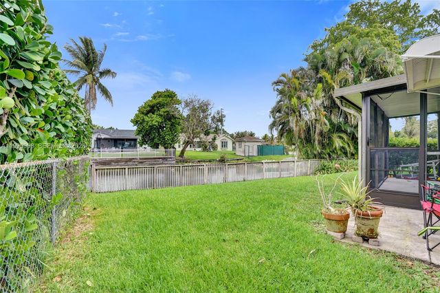 2324 NW 107th Ter, Sunrise, FL 33322