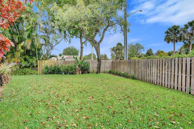 2324 NW 107th Ter, Sunrise, FL 33322