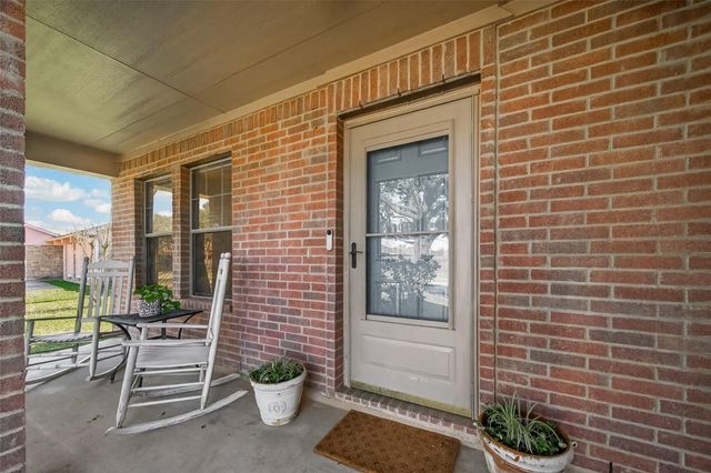 2607 Bisontine Street, Friendswood, TX 77546