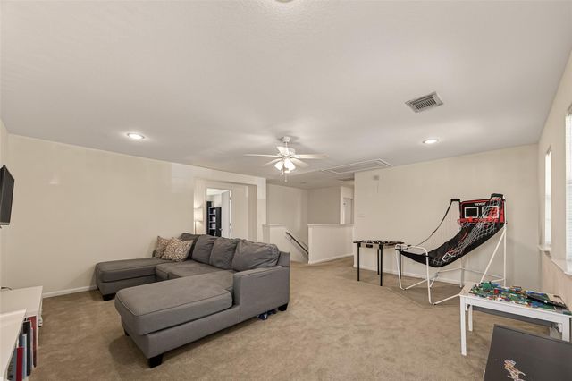 2607 Bisontine Street, Friendswood, TX 77546