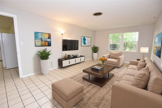 1424 PHYLLIS STREET, Lakeland, FL 33803