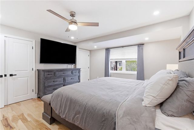 48 Columbus Avenue, North Providence, RI 02911