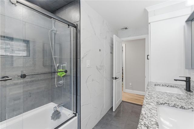 48 Columbus Avenue, North Providence, RI 02911